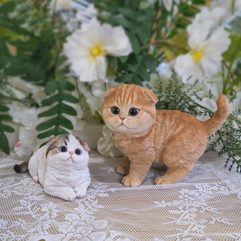 左手を上げる茶トラ白招き猫 | アニマル雑貨・オーナメントの卸